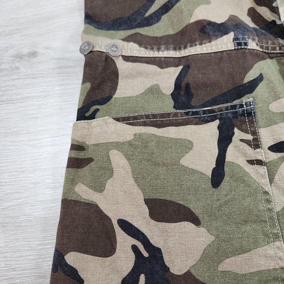 Miou Muse Green Camo Button Up Sleeveless Romper - Picture 9 of 14